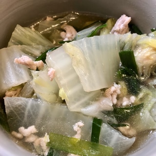 白菜とニラの中華風スープ